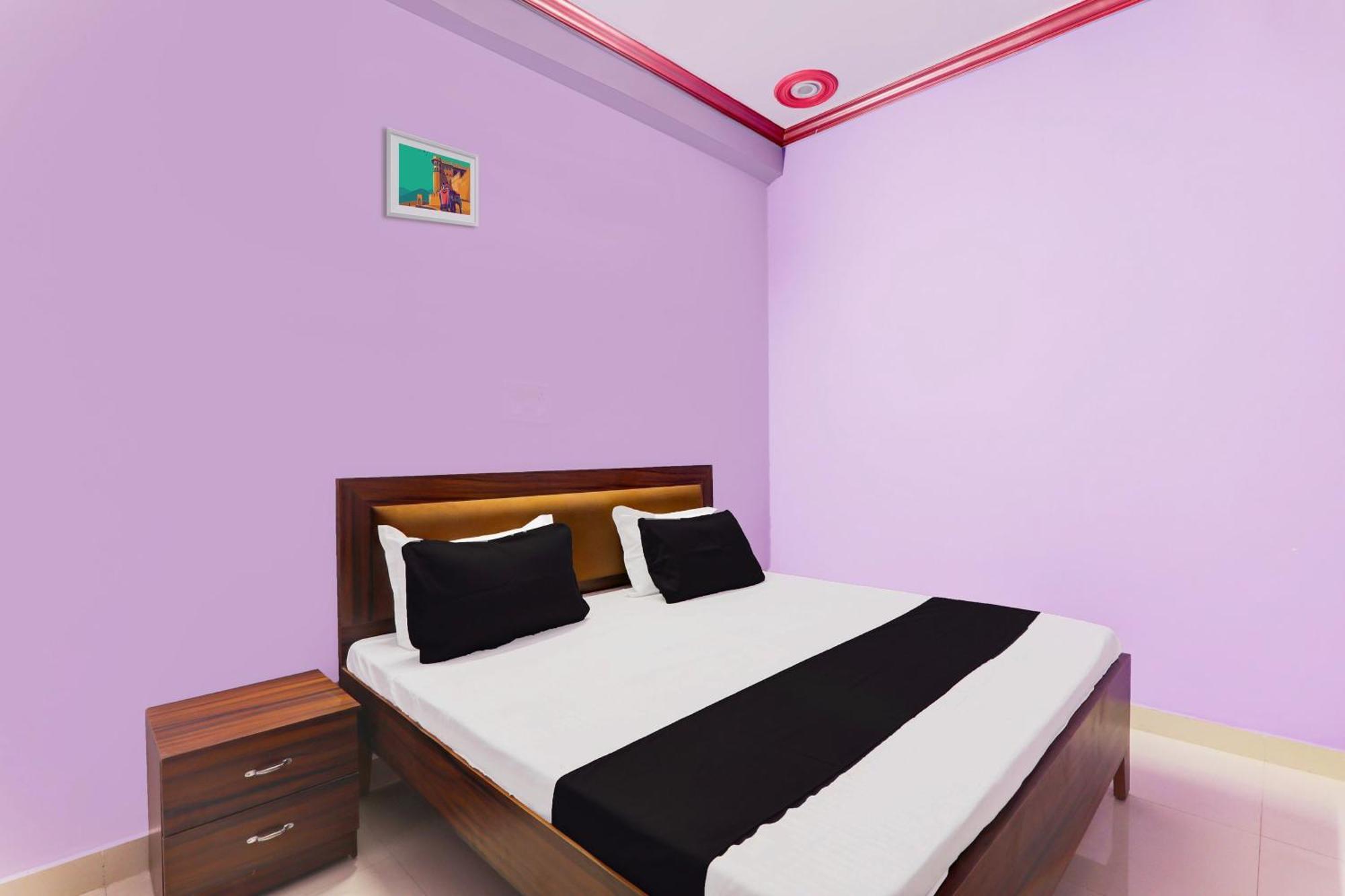 Hotel O Mandakini Galaxy Hotel 칸푸르 외부 사진