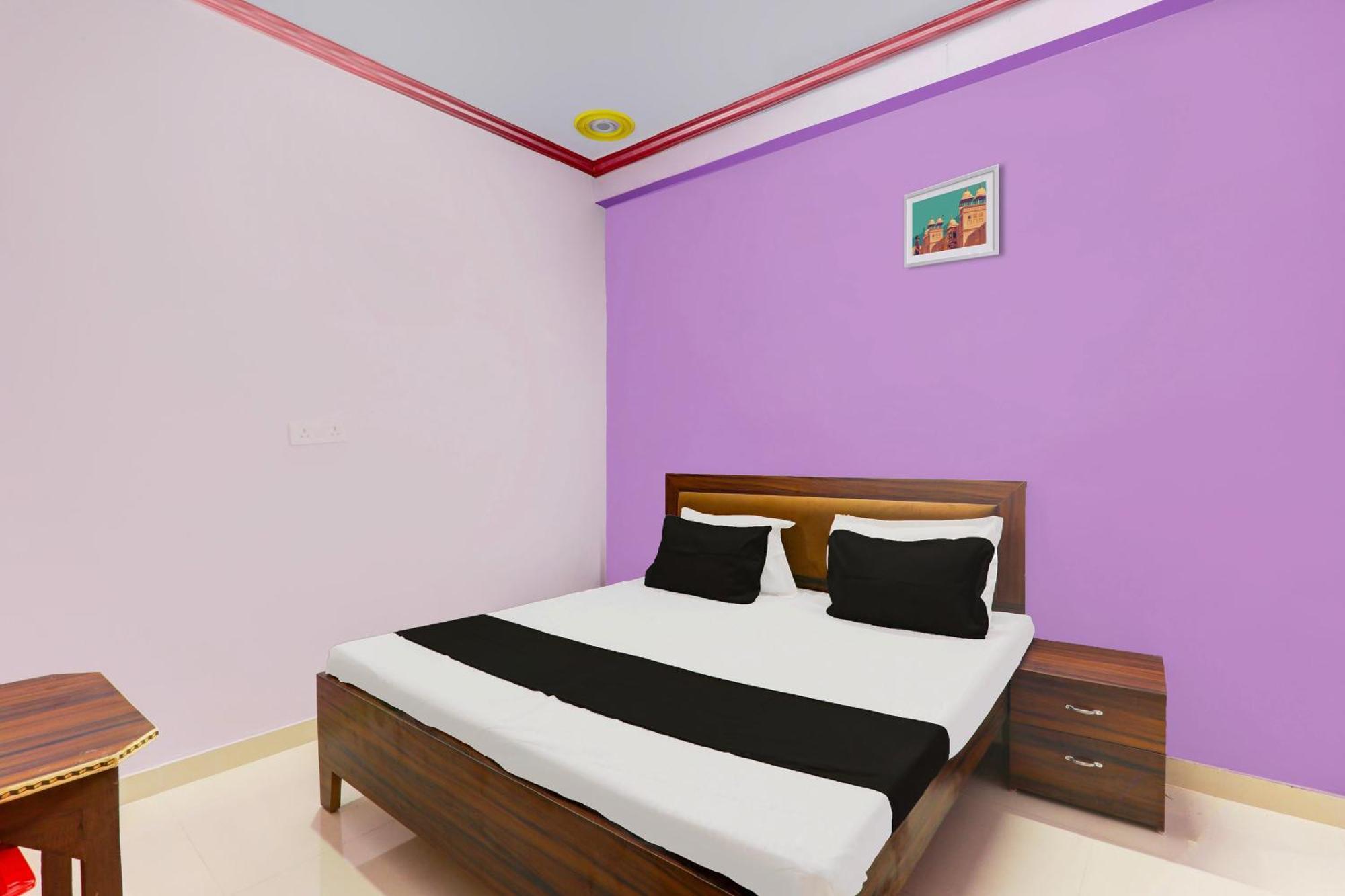 Hotel O Mandakini Galaxy Hotel 칸푸르 외부 사진