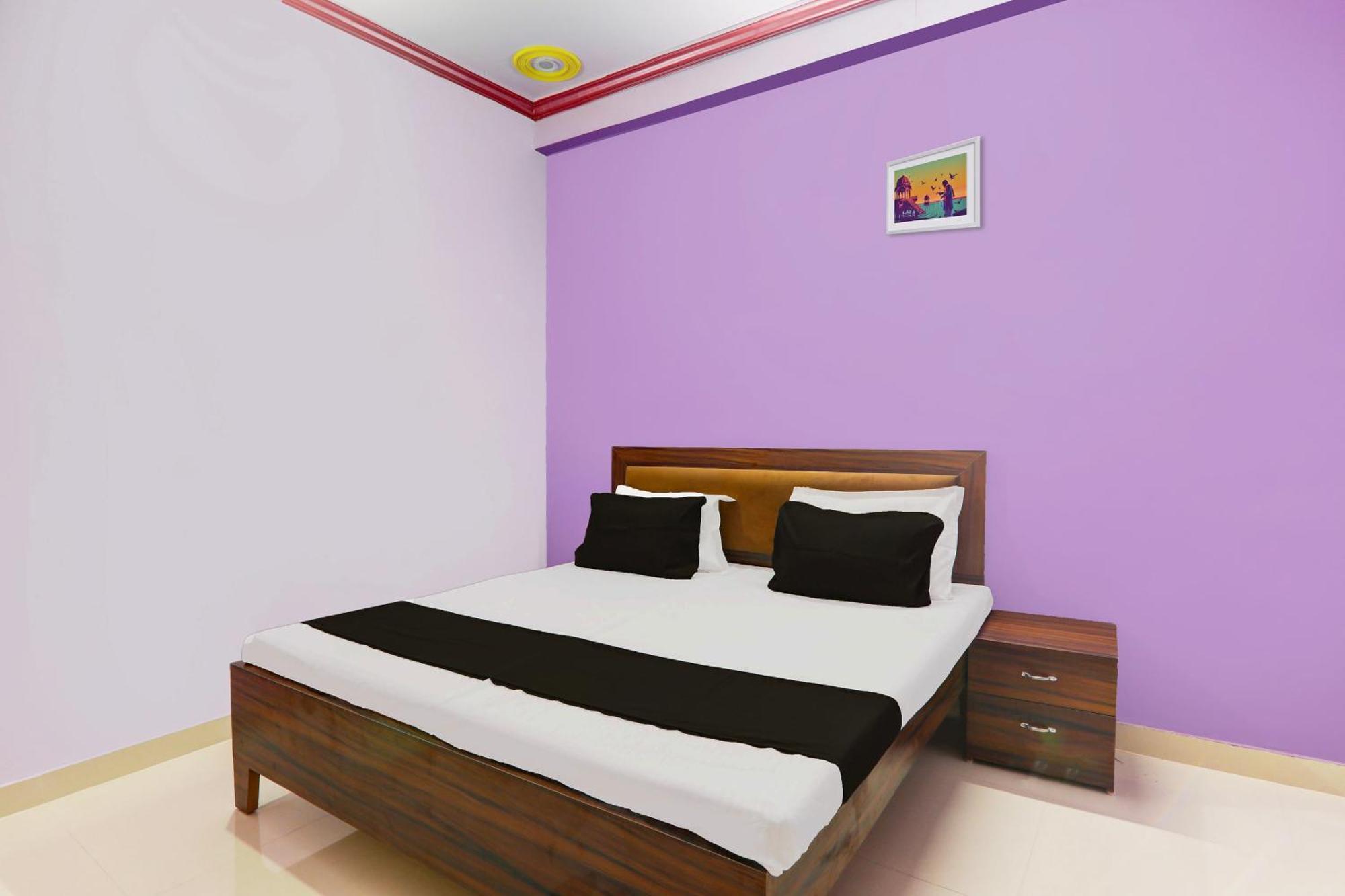Hotel O Mandakini Galaxy Hotel 칸푸르 외부 사진