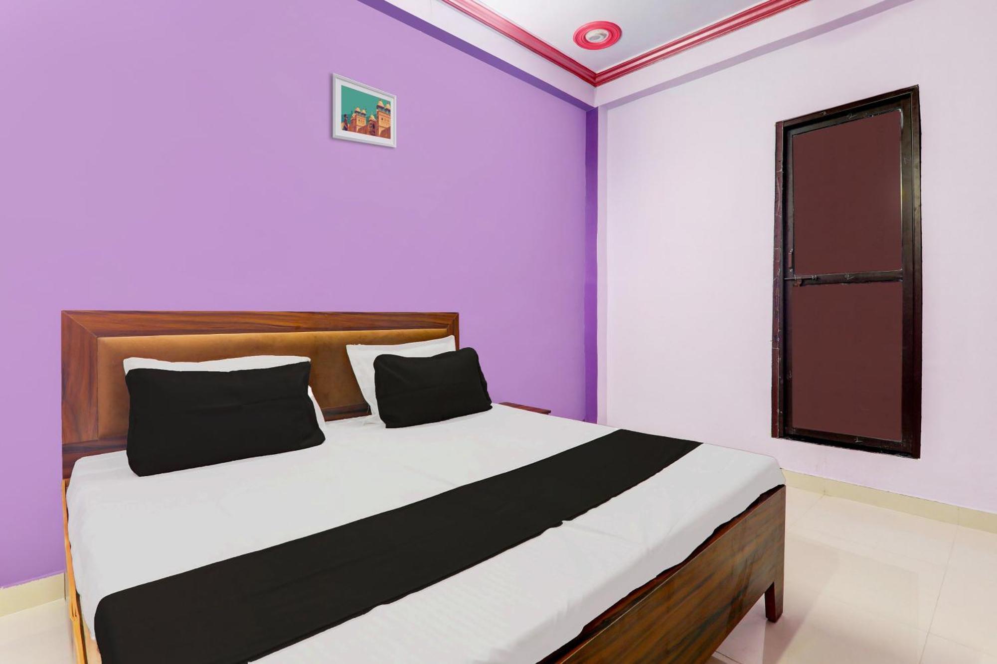 Hotel O Mandakini Galaxy Hotel 칸푸르 외부 사진